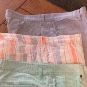 3 pair Bermuda shorts 1 pair capri pants